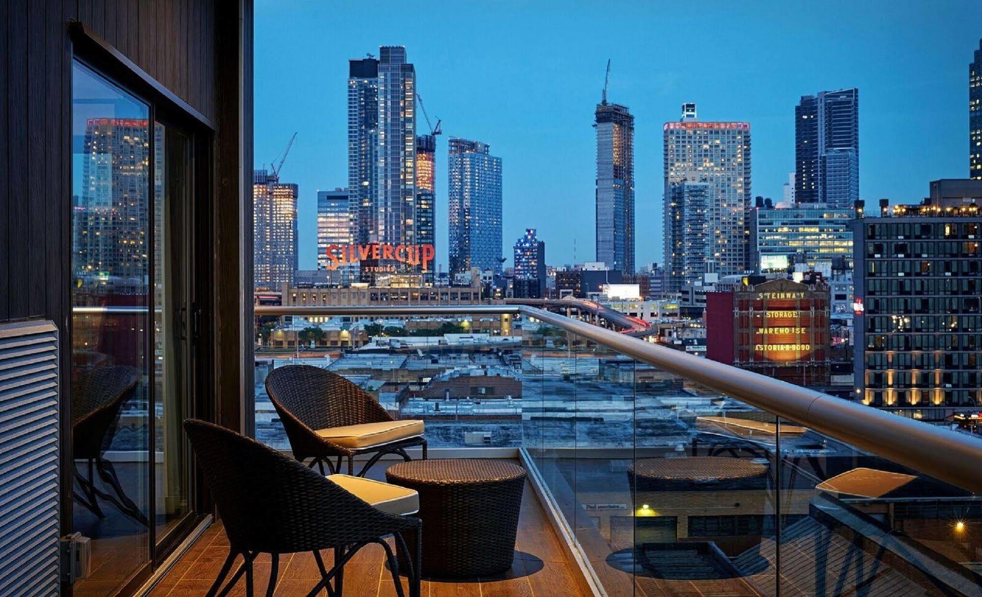 Ravel Hotel Trademark Collection By Wyndham New York City Exterior photo