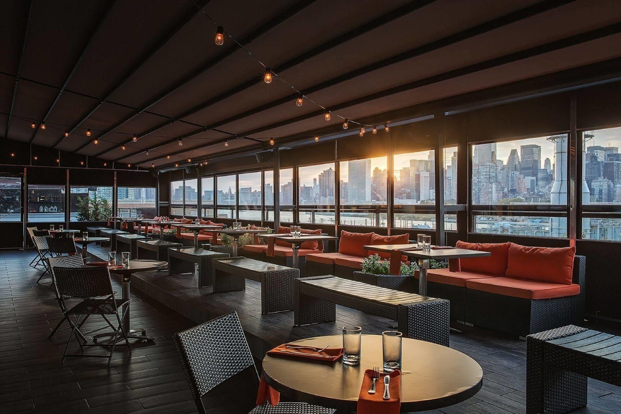 Ravel Hotel Trademark Collection By Wyndham New York City Exterior photo